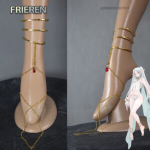 @DISHWASHER1910 Frieren elf cosplay: gold and white costume with delicate chains, long cape, elf ears and leg rings from Sousou no Frieren